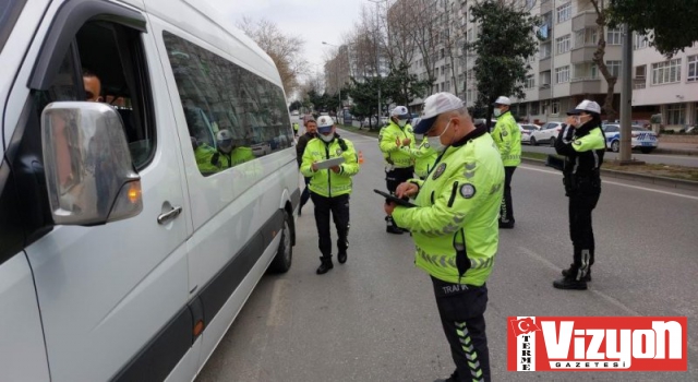 Samsun’da 25 servis aracı trafikten men edildi