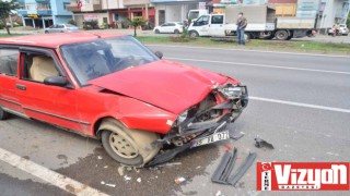 Terme’de Trafik Kazası: 2 Yaralı