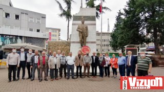 CHP’nin 98. yaşı Atatürk Anıtı’nda kutlandı